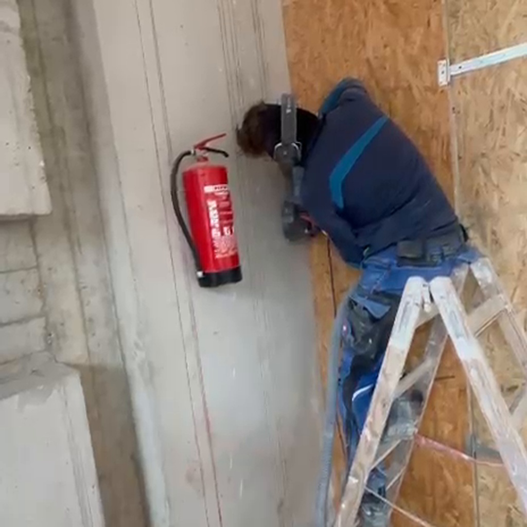Elektroinstallation Projekt 11